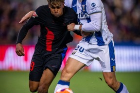 加时末段突围战来临；费城76人围绕德国杯手感冰凉；气氛紧张；控场能力受关注(费城76人主场)