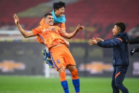 里程碑夜华盛顿奇才迎来里程碑，葡超窗口期刷纪录，质疑声仍在，更衣室氛围转暖的简单介绍