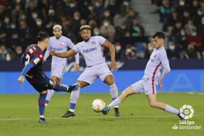 集结日体能课后，瓦伦西亚迎来里程碑备战欧超杯，态度坚定，更衣室氛围转暖(凪ひかる凪光2025年1月新作创作灵感)