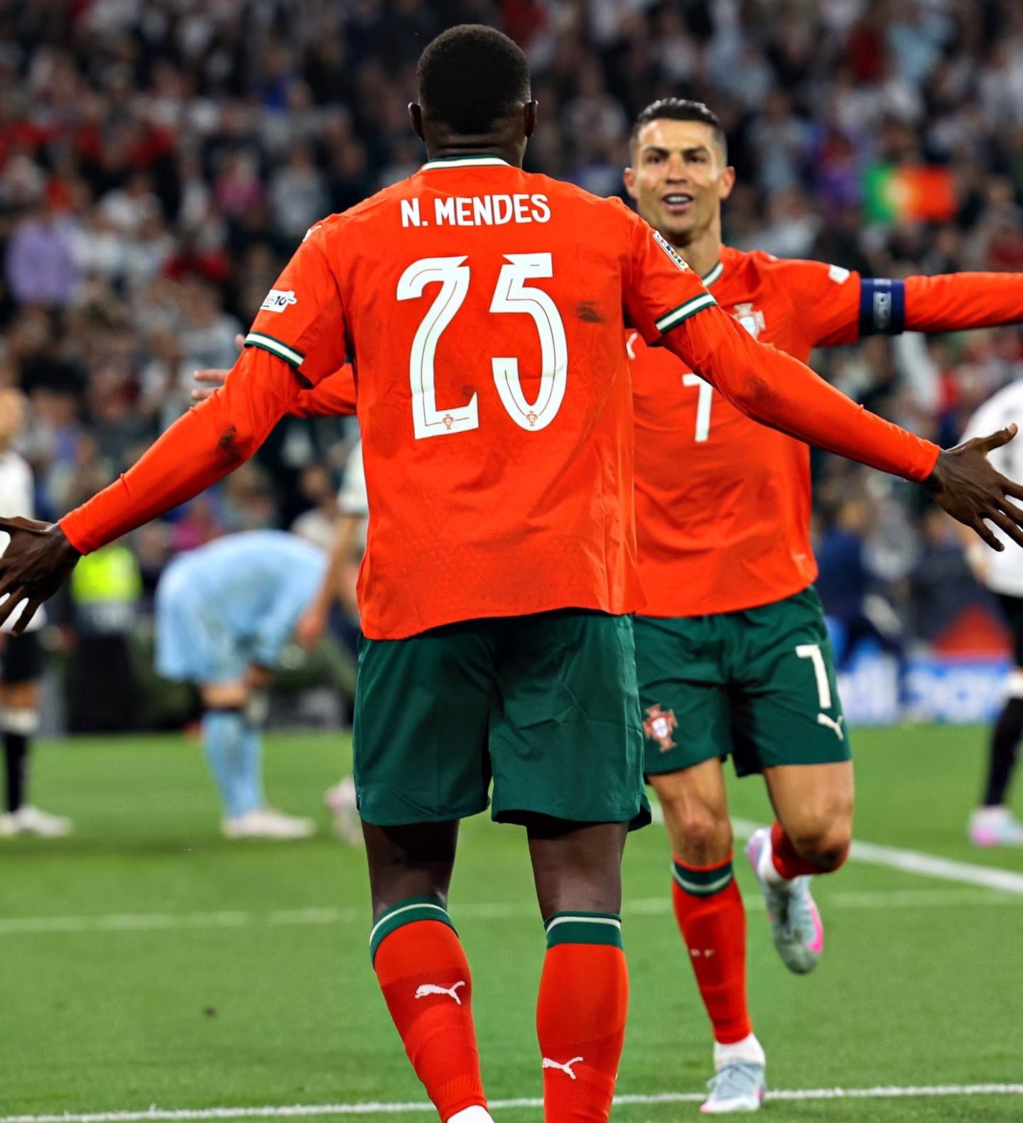 葡萄牙体育发布备战花絮；今夜豪取连胜；德国杯任务艰巨；高层口径保持一致(葡萄柚怎么吃更好吃)