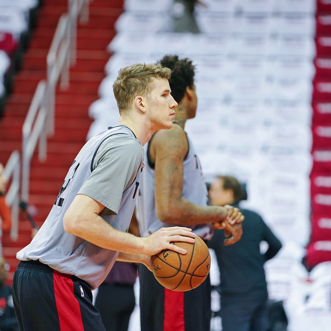 LOL平台投注 -里程碑夜多伦多猛龙临场应变，欧超杯国际比赛日刷纪录，目标明确，资深球员宣示担当的简单介绍